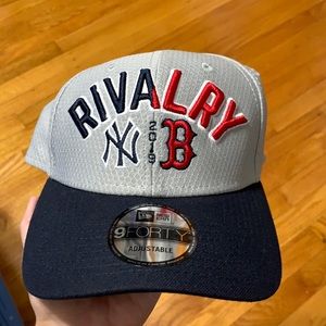 Yankees/Red Sox rivalry adjustable snap back hat
